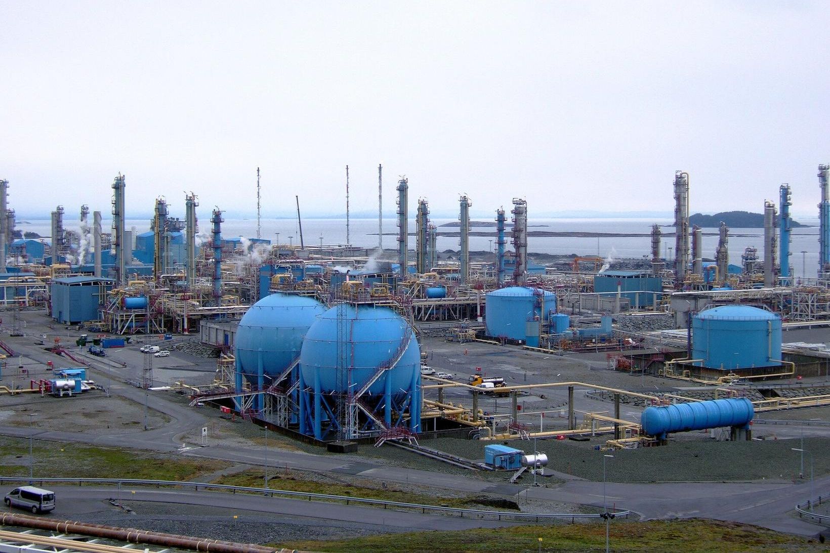 Norðmenn með böggum hildar yfir gasverum