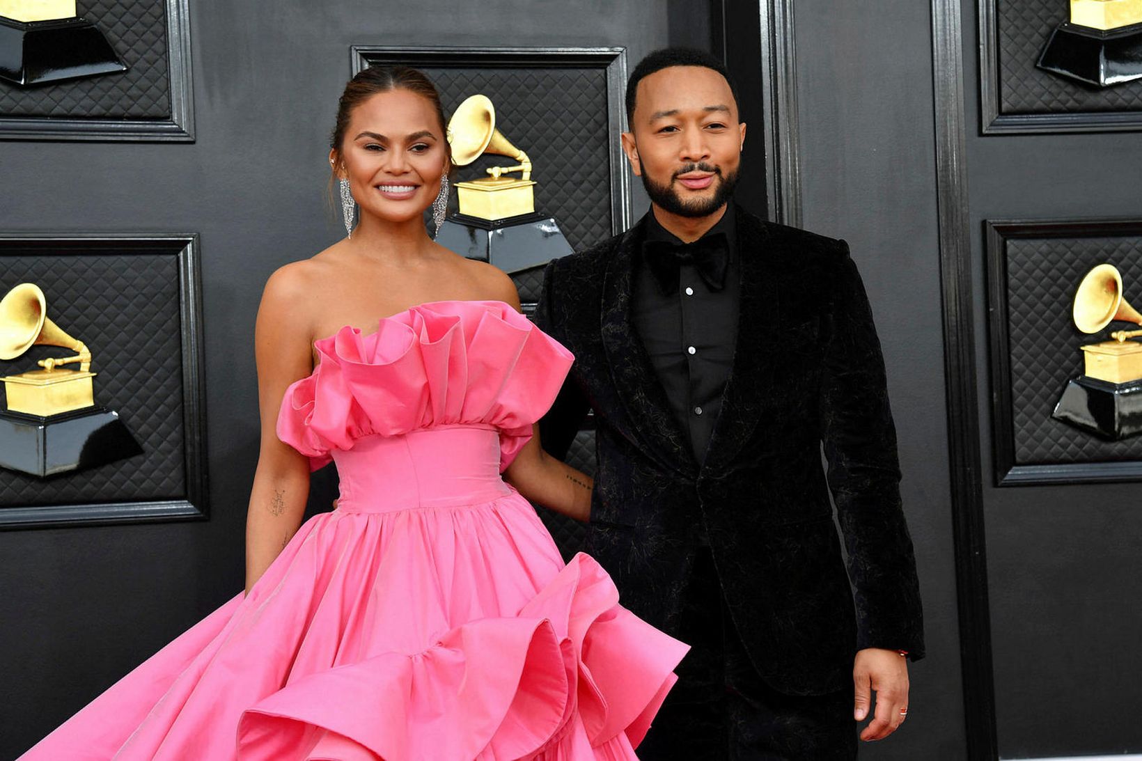 Chrissy Teigen og John Legend tóku börnin með á Grammy-verðlaunin.