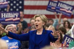 Hillary Clinton á kosningafundi í Dubuque í Iowa í gær.