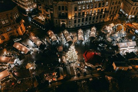 Þessir jólamarkaðir beina kastljósinu að handverksmönnum, allt frá kertasmiðum í Helskinki til skartgripahönnuða í Kosice.