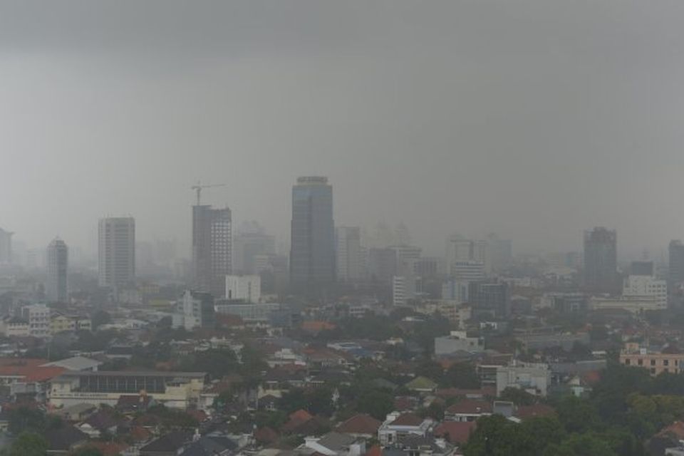 Mengunarský yfir borginni Jakarta á Indónesíu.