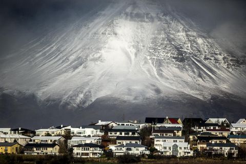 Snow may fall on high ground in Northern Iceland this week.