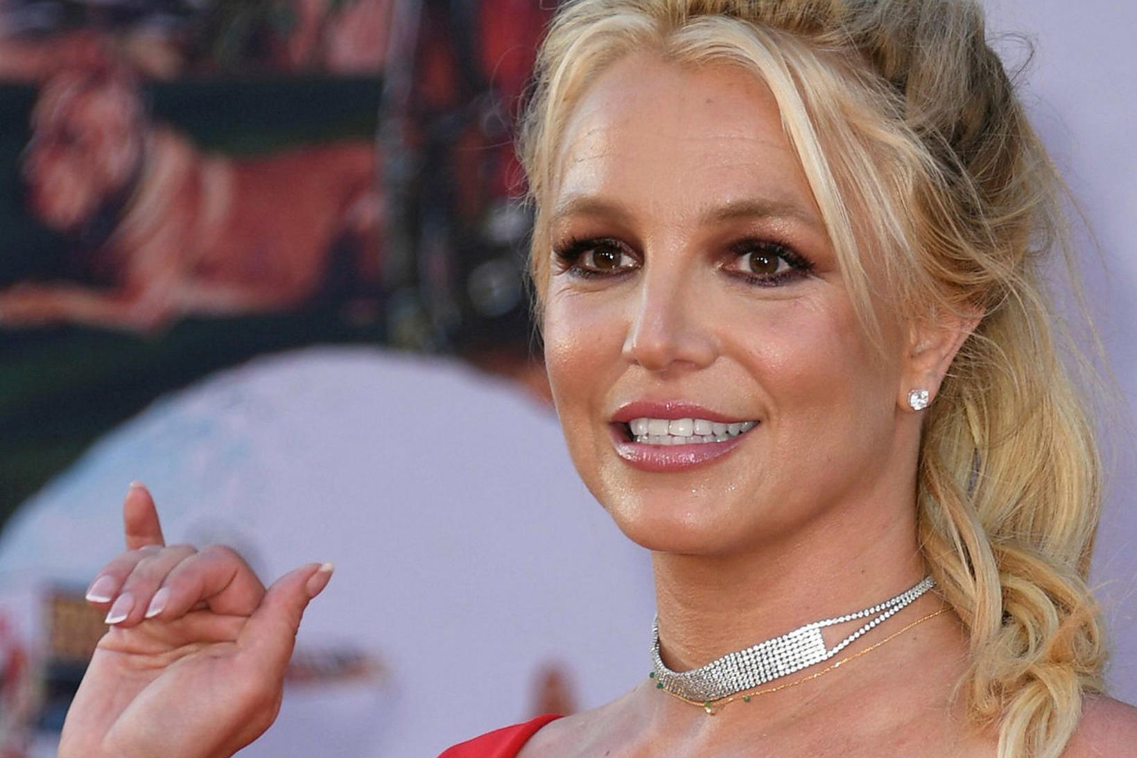 Poppprinsessan Britney Spears er loksins frjáls eins og fuglinn.