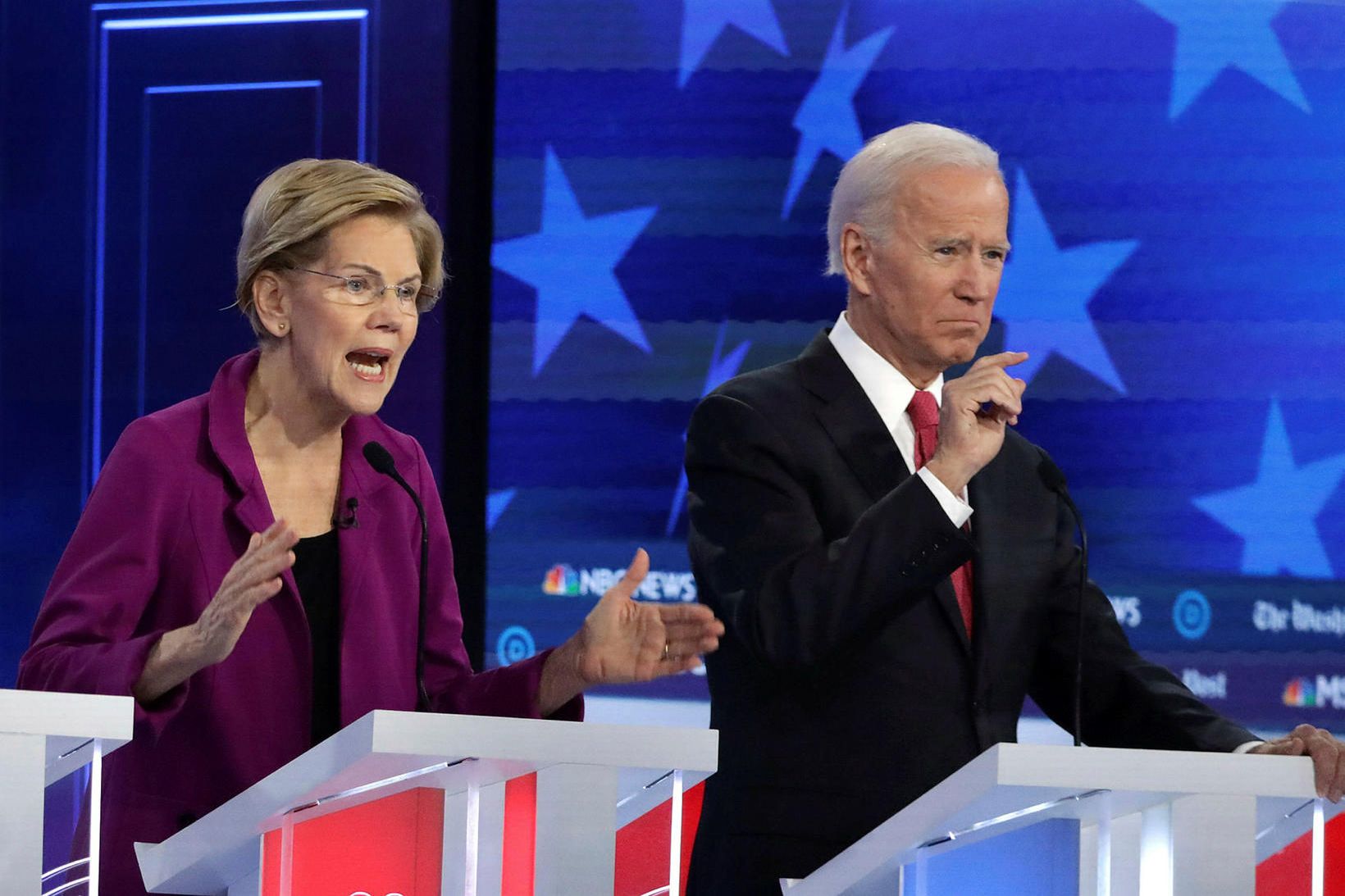 Elizabeth Warren og Joe Biden í kappræðunum í gærkvöldi.