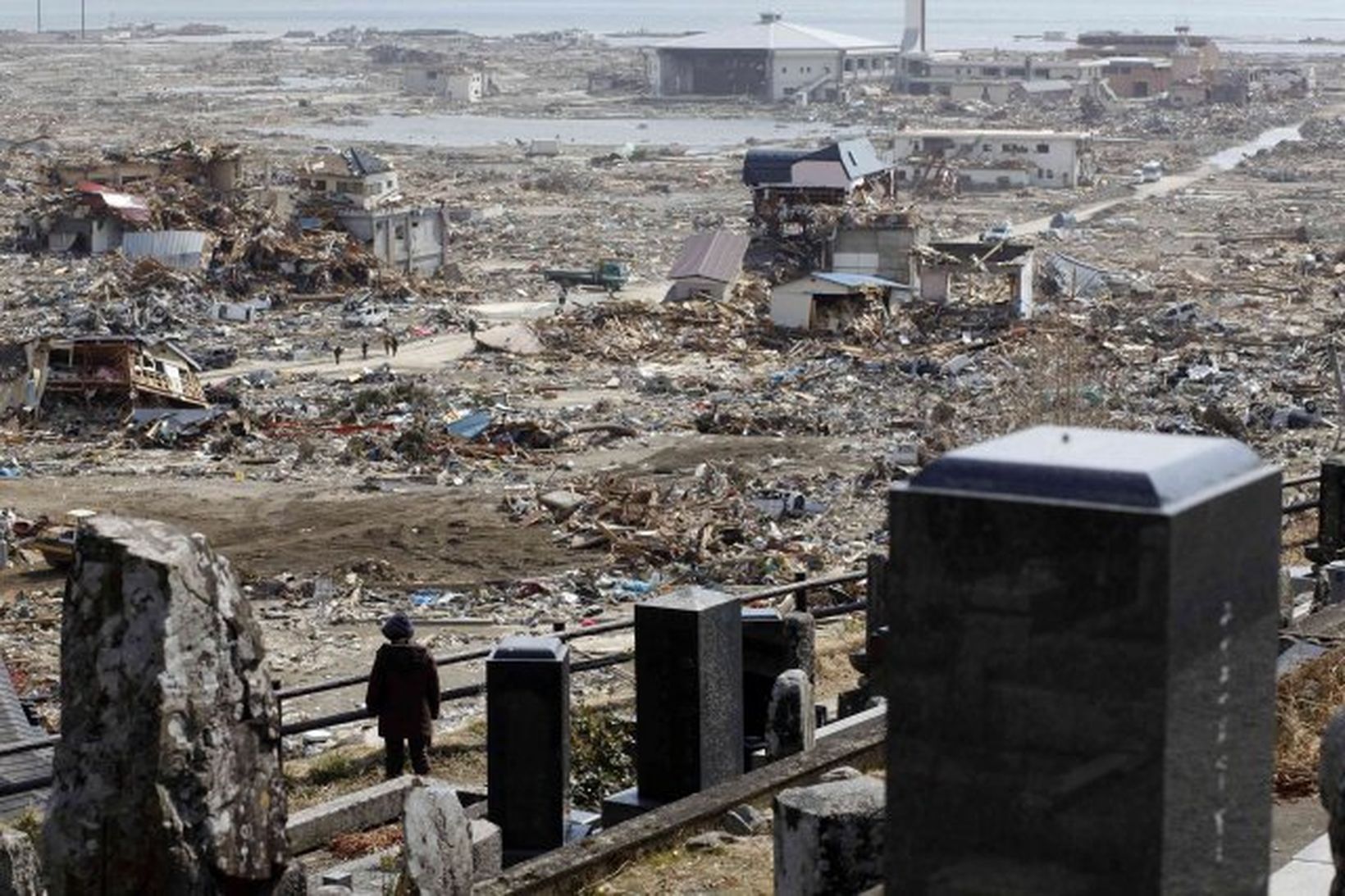 Flóðbylgjan sem skall á Japan þann 11. mars lagði stór …