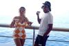 Beyoncé og Jay-Z í fljótandi höll í fríinu