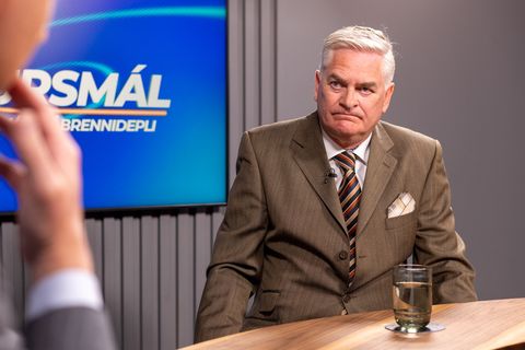 Hættulegur maður sem gengur í raun laus