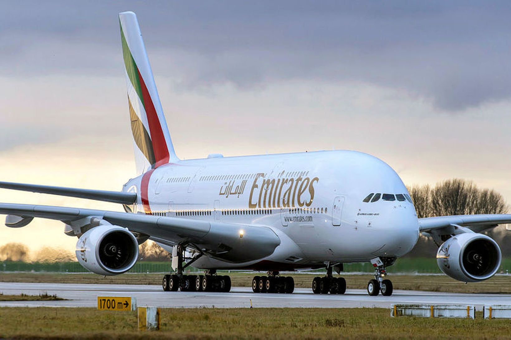 Airbus A380 þota. Í flota Emirates eru 111 risabreiðþotur úr …
