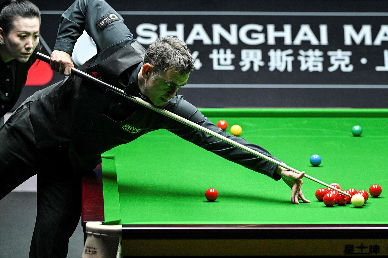 Ronnie O'Sullivan við keppni á Meistaramótinu í Sjanghæ í júlí …