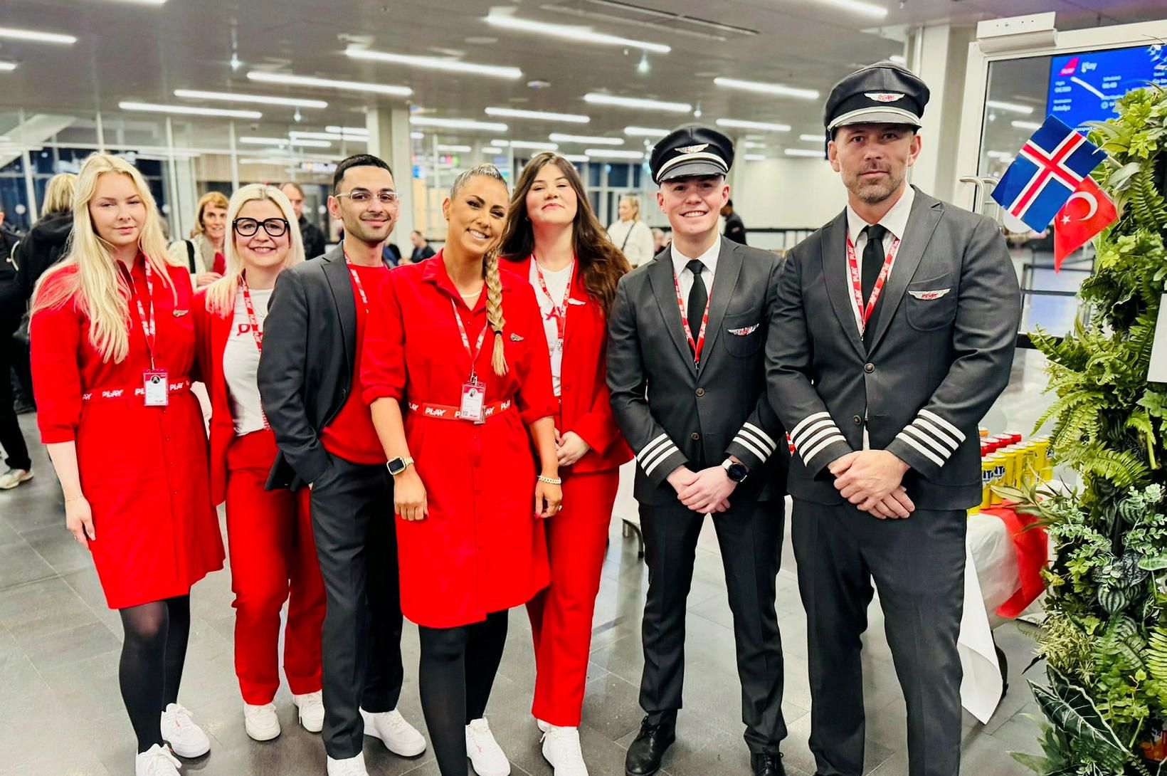 PLAY hefur flug til Antalya og Faro