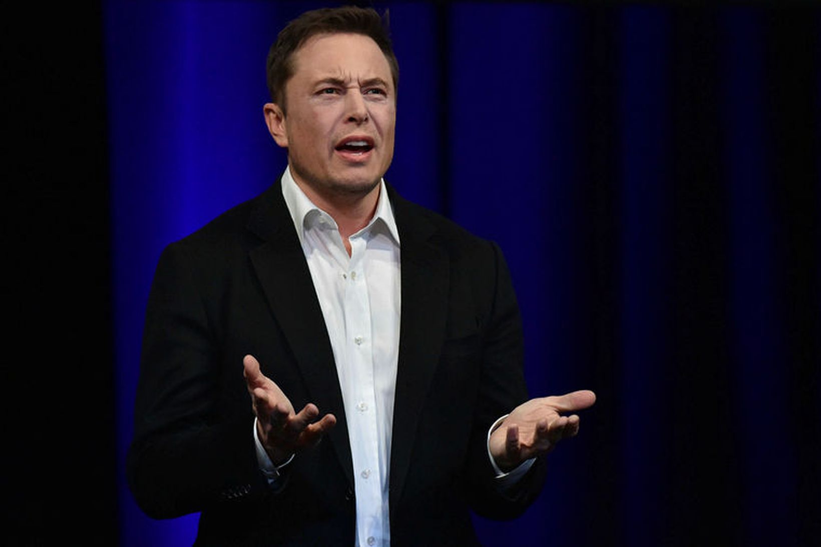Elon Musk hefur verið duglegur við að koma sér í …