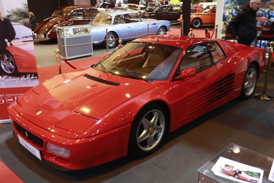 Ferrari 512 TR frá 1994 úr eigu rkkkóngsins Johnny Hallyday. Hann verður seldur á uppbopði …