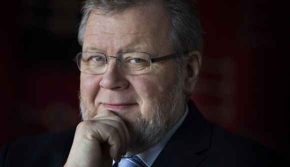 Samfylking fari í naflaskoðun