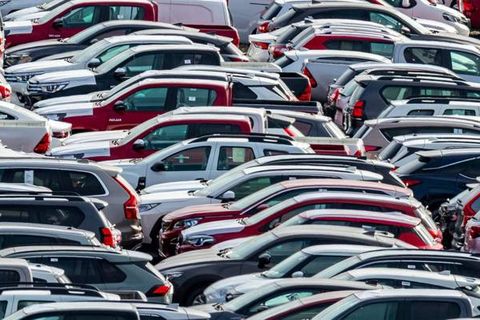 The Icelandic Automobile Association (FÍB) has not received any explanation from the ministry regarding the tax increase.