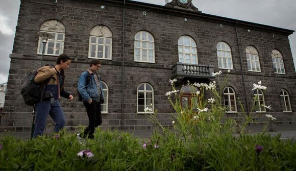 240 milljarða arðgreiðslur