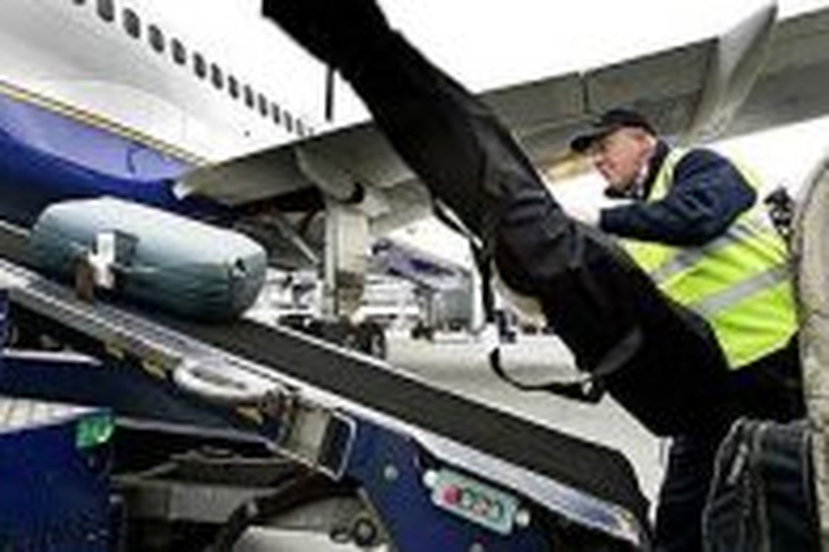 Laskað nefhjól tefur um 200 farþega Icelandair í Kaupmannahöfn.