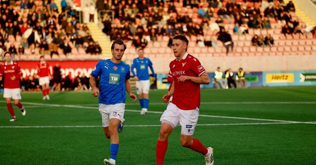 Jóhann Árni Gunnarsson og Bjarni Mark Duffield í leiknum í kvöld.