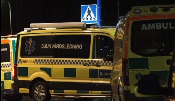 Tjón á átta byggingum eftir sprengingu