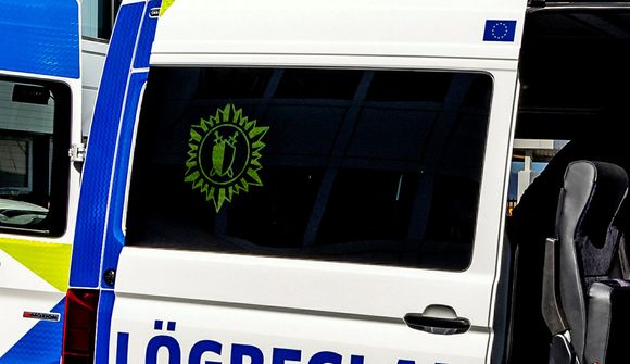 Bíllinn merktur ESB