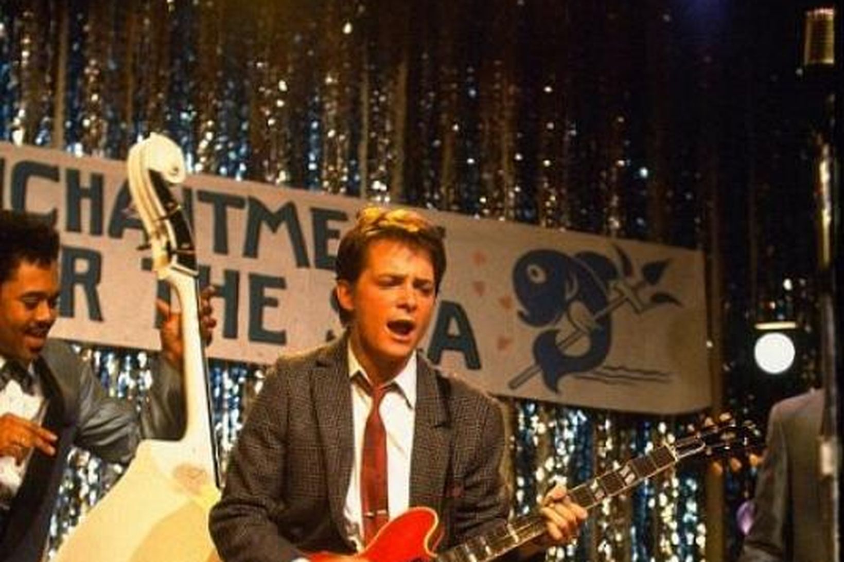 Michael J. Fox í hlutverki sínu sem tímaflakkarinn Marty McFly …