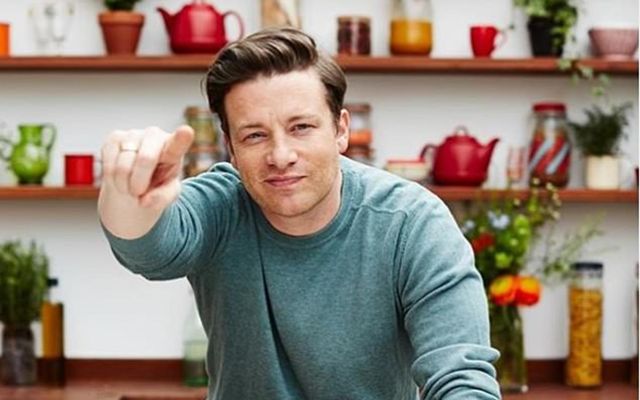 Jamie Oliver býður okkur upp á súrdeigspönnukökur.
