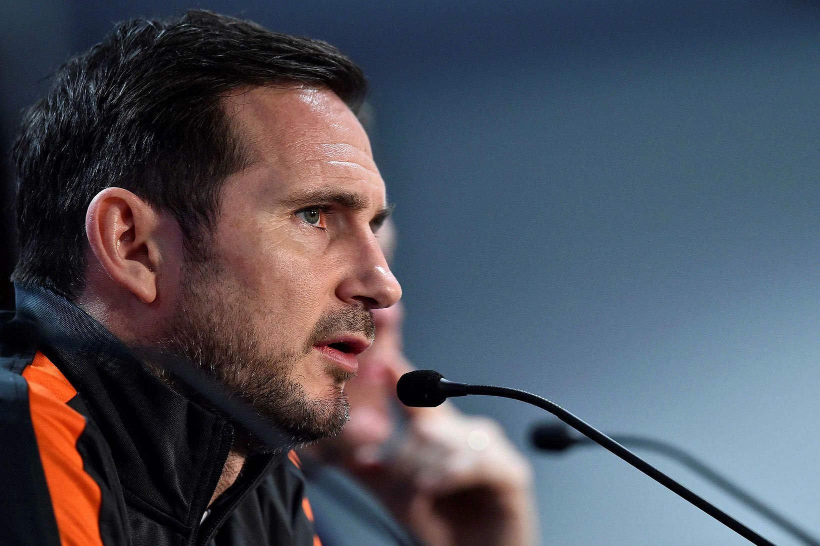 Frank Lampard fór yfir málin hjá Chelsea á fréttamannafundi í …