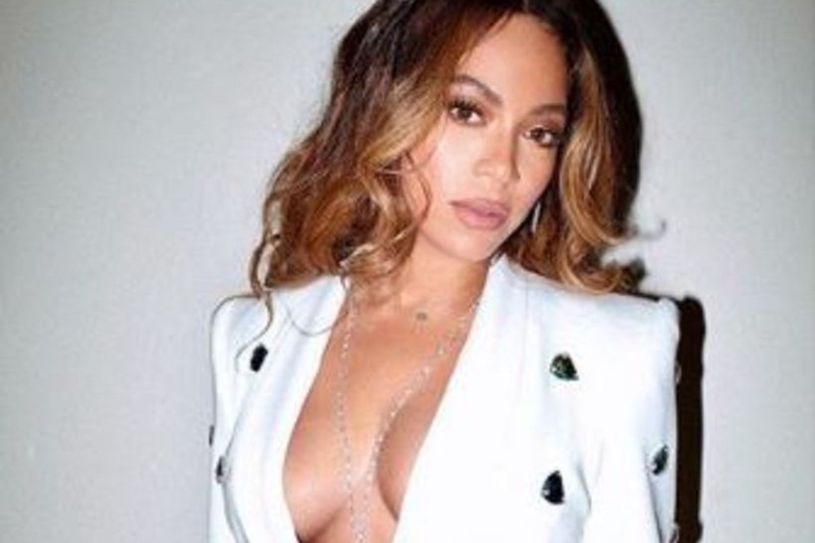 Beyoncé birti myndir frá kvöldinu á Instagram.