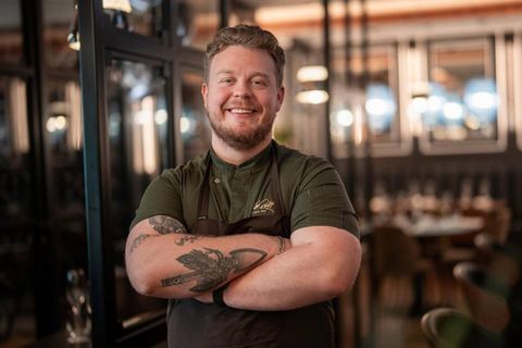 Hugi Rafn Stefánsson, vaktstjóri á veitingastaðnum Fröken Reykjavík, veit fátt skemmtilegra en að grilla og …