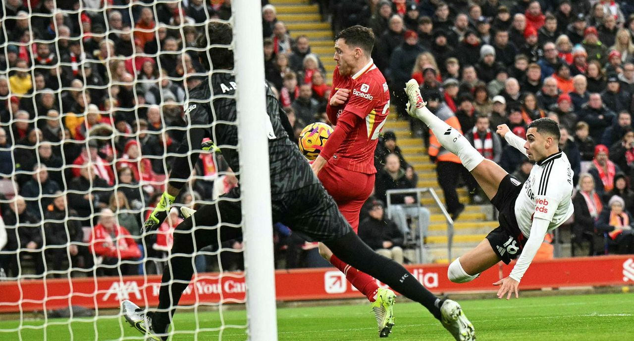 Andreas Pereira kom Fulham yfir.