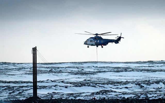 Mynd úr safni af þyrlu Landhelgisgæslunnar.