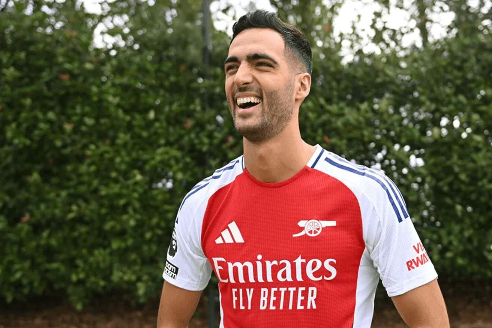 Mikel Merino er kominn aftur til æfinga hjá Arsenal.