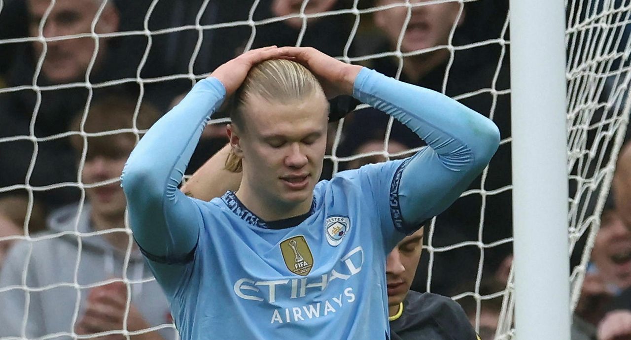 Erling Haaland og liðsfélagar hans í Manchester City heimsækja Leicester í dag.