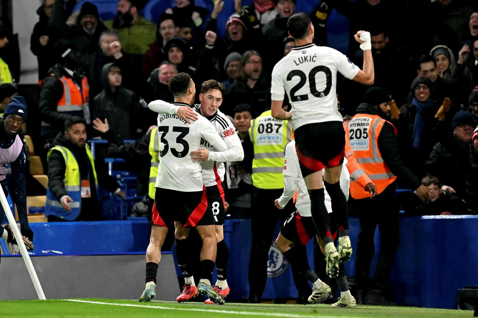 Harry Wilsonað fagna sigurmarki Fulham í dag.