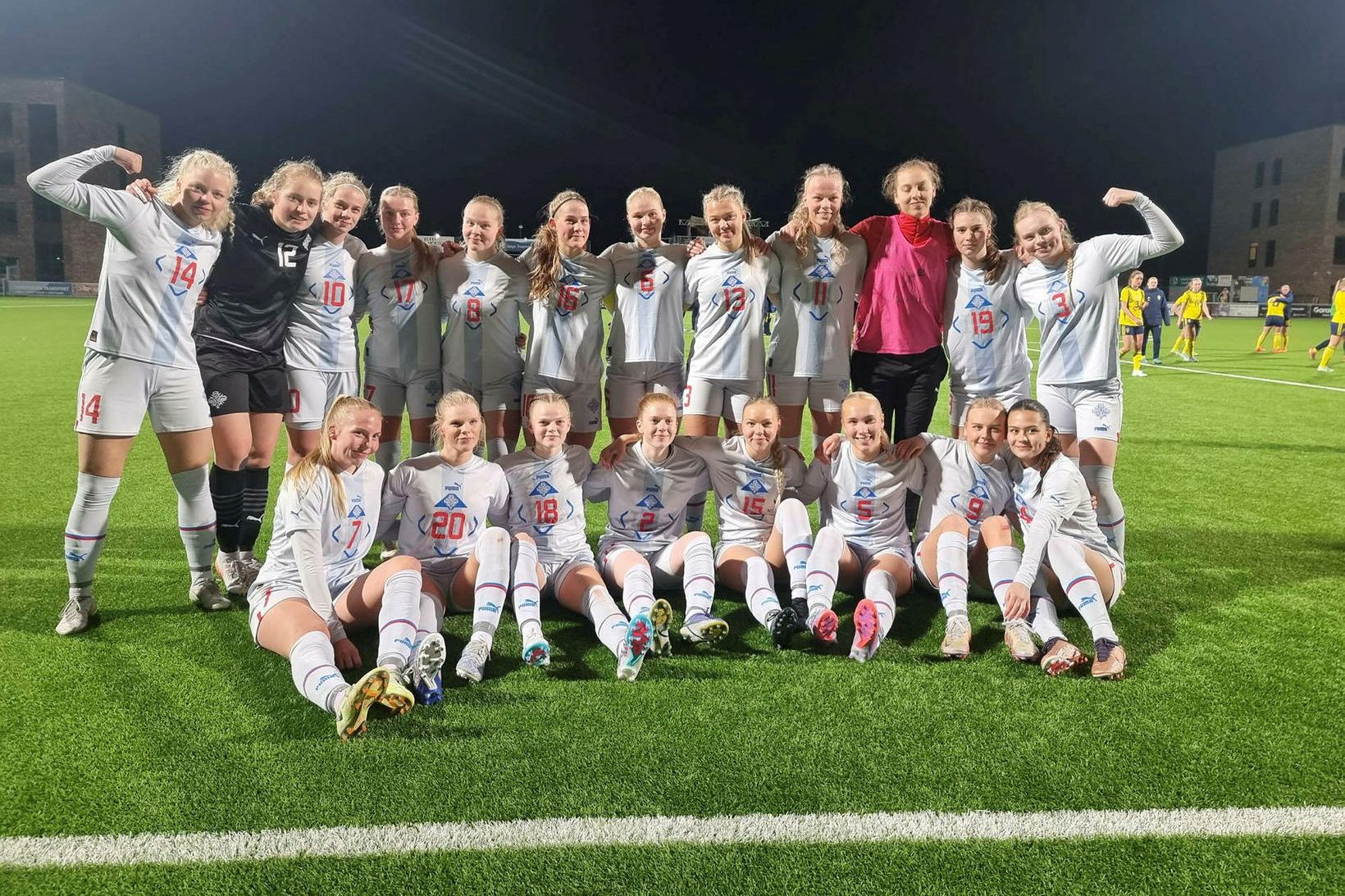 U19-ára landsliðið sem tryggði sér sæti á EM 2023 á …