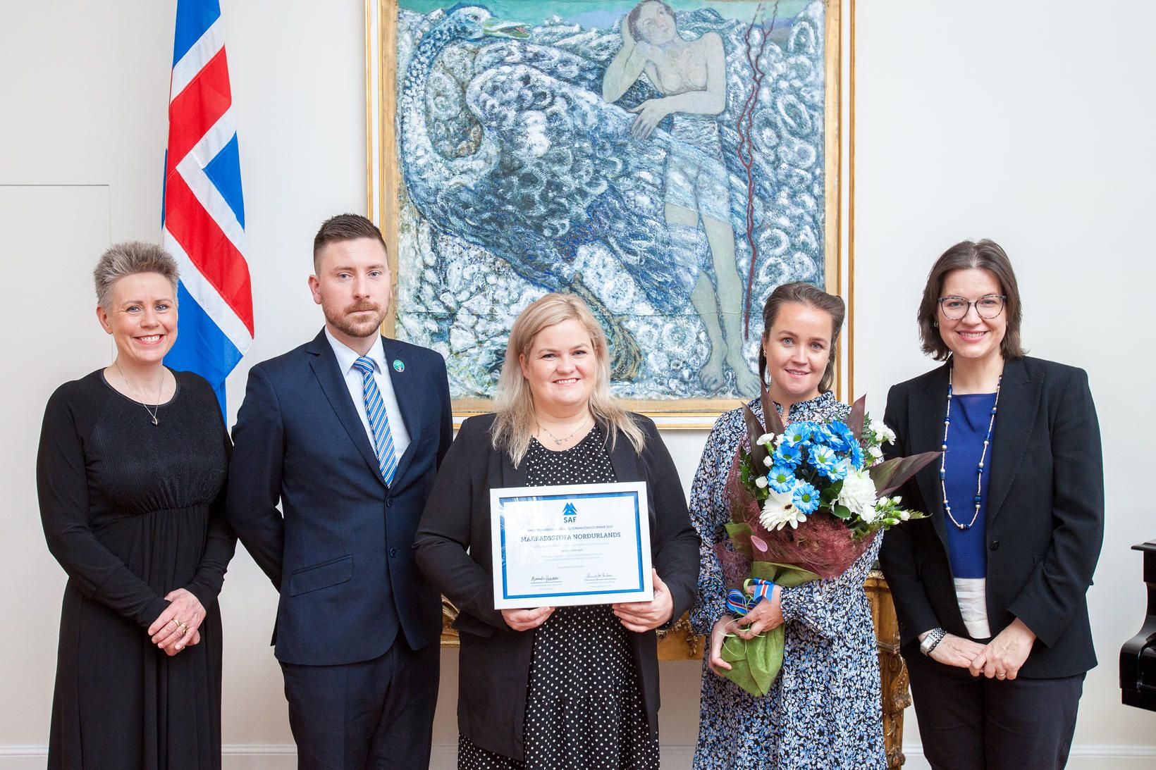 Eliza Reid, forsetafrú og Bjarnheiður Hallsdóttur, formaður Samtaka ferðaþjónustunnar ásamt …