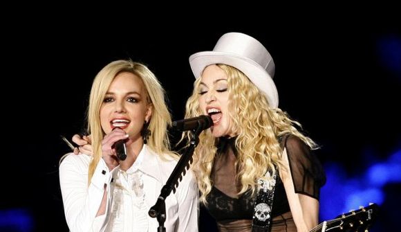 Madonna styður Britney Spears