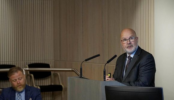 Þensla lengir vinnuvikuna