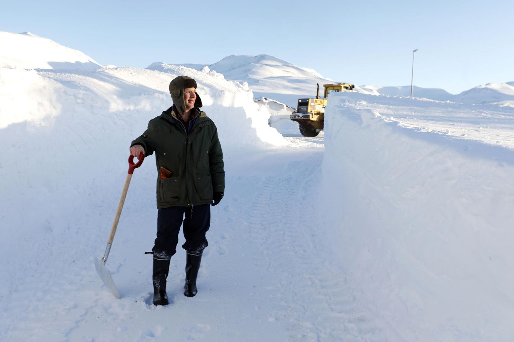 Jóhannes, bóndi á Brúnastöðum, segist hafa séð það verra.