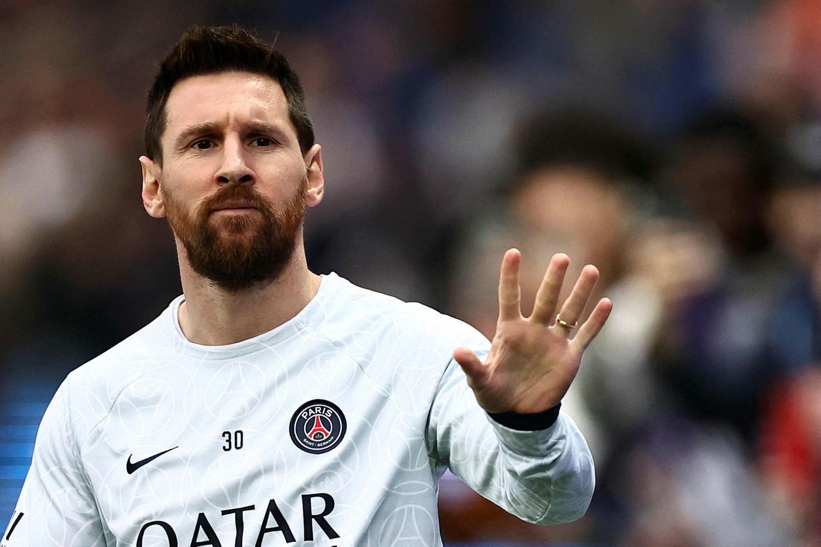Lionel Messi kveður PSG í kvöld.