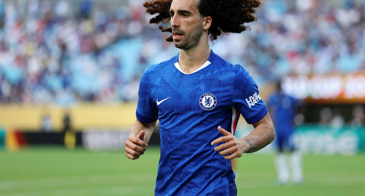 Marc Cucurella er einn af fjórum leikmönnum til að fara frá Brighton til Chelsea á …