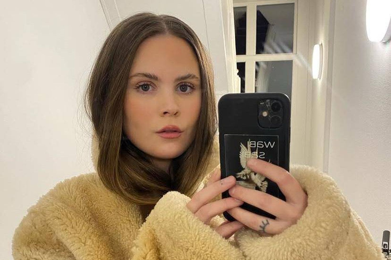 Fagurkerinn Karin Sveinsdóttir kaupir barnaföt meðal annars í Barnaloppunni því …