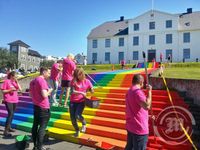 Gay pride á tröppum MR