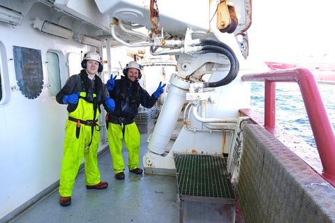 Örvar Andri Sævarsson stýrimaður og Rúnar Sigvaldason háseti eru hressir eftir fimmtán daga túr á …