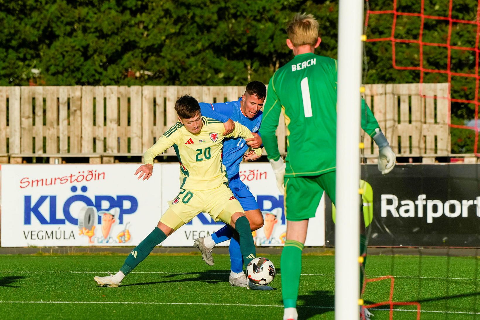 Óskar Borgþórsson kemur inn í hópinn í staðinn fyrir Kristian …