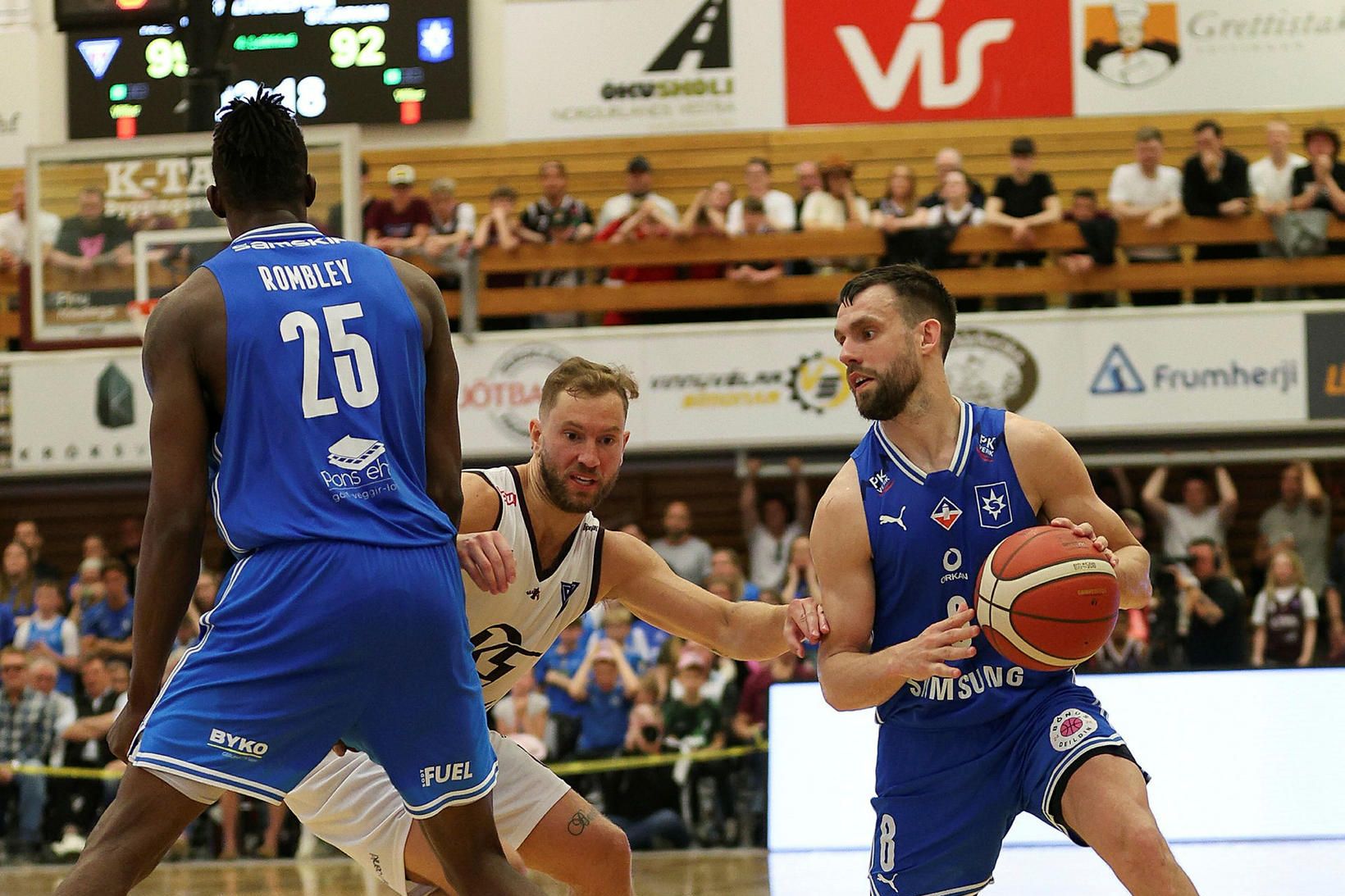 Ægir Þór Steinarsson og Sigtryggur Arnar Björnsson eigast við í …