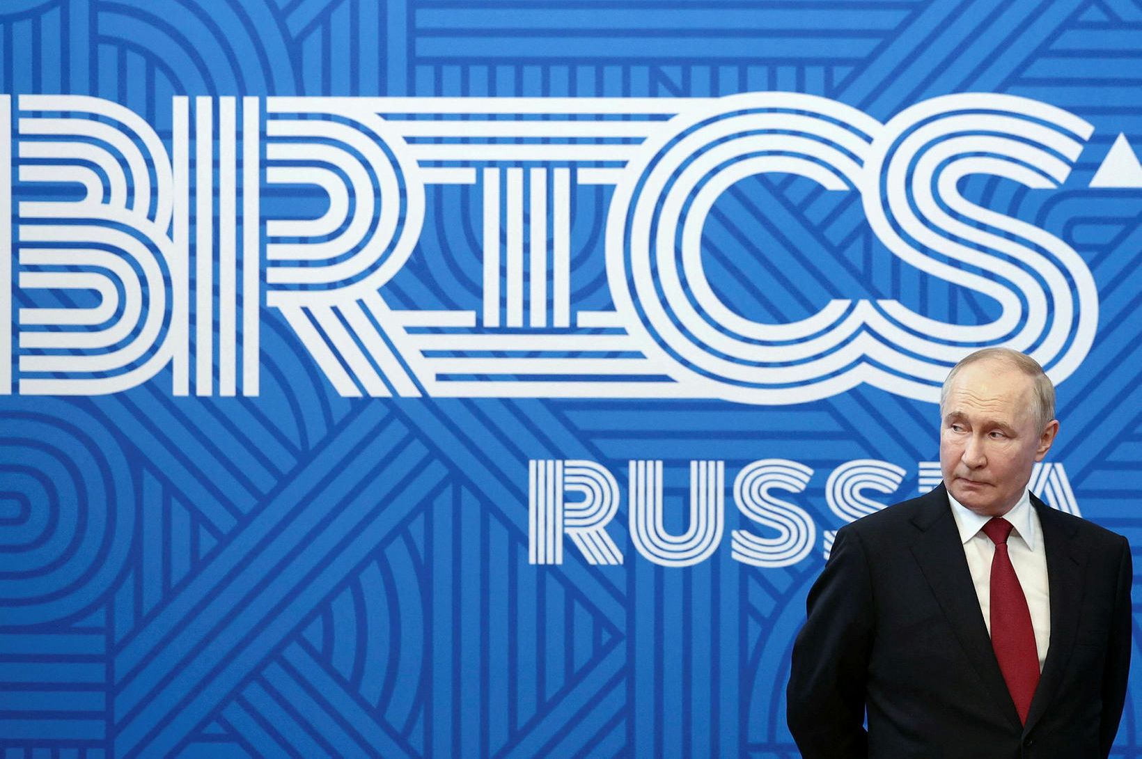 Pútín býður vesturveldum birginn: BRICS-ríki funda