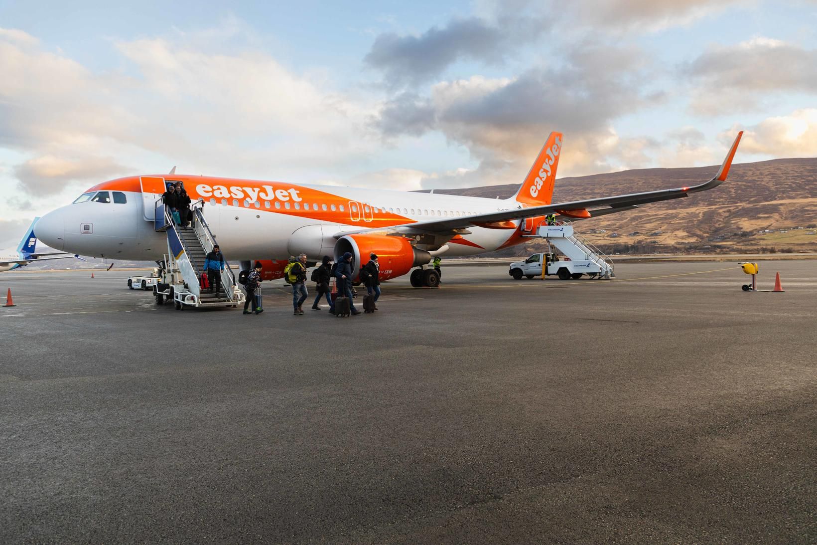 easyJet mun bæta við flugferðum til Akureyrar.