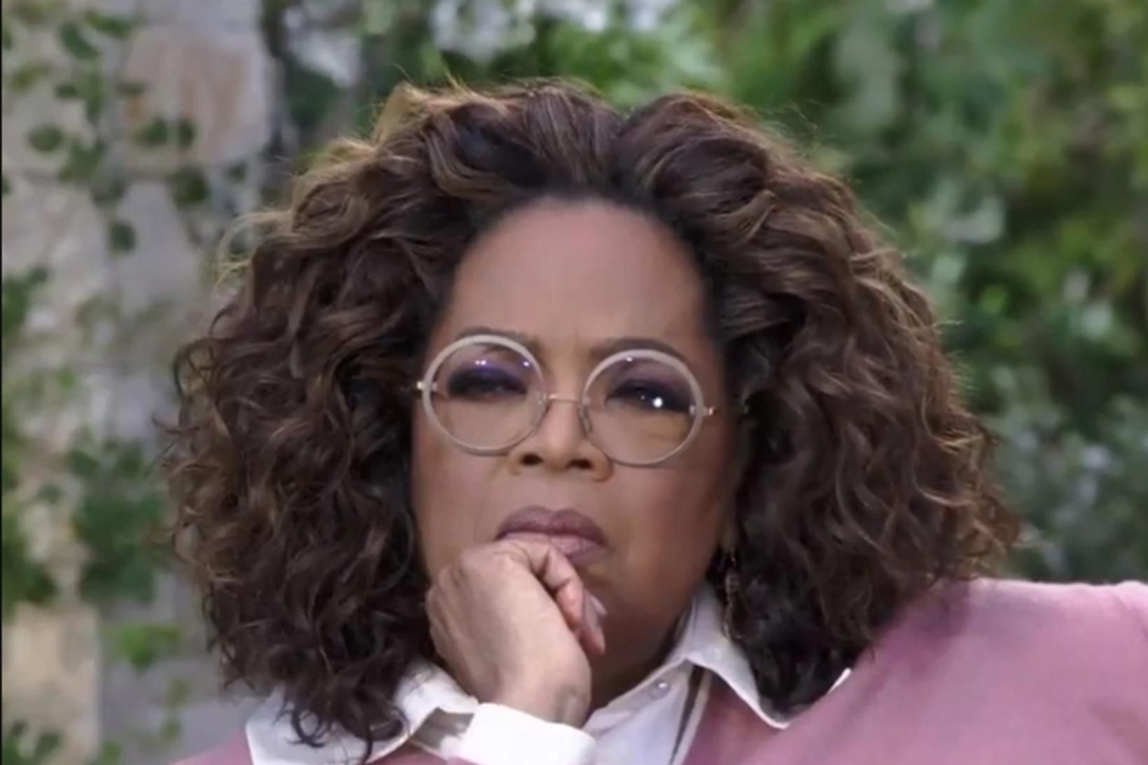 Oprah Winfrey með gleraugun í viðtalinu fræga.