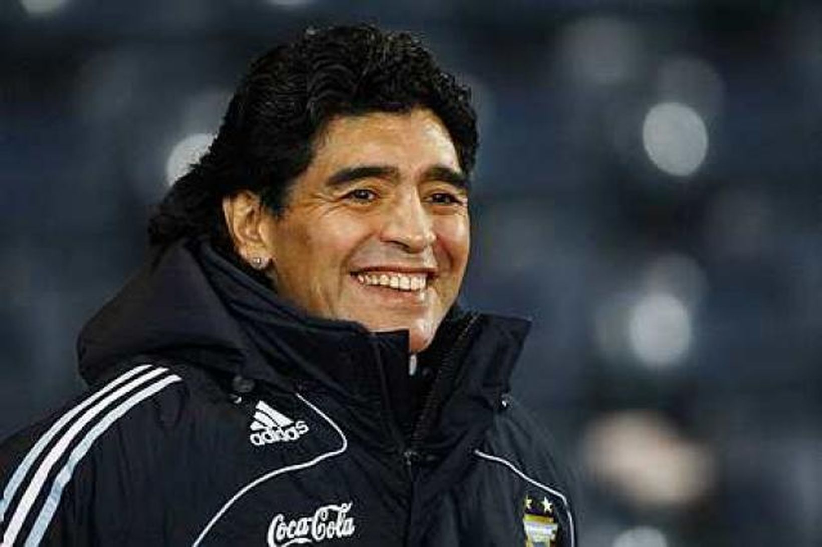 Maradona er góðvinur Fidel Castro og fær reglulega Kúbuvindla frá …