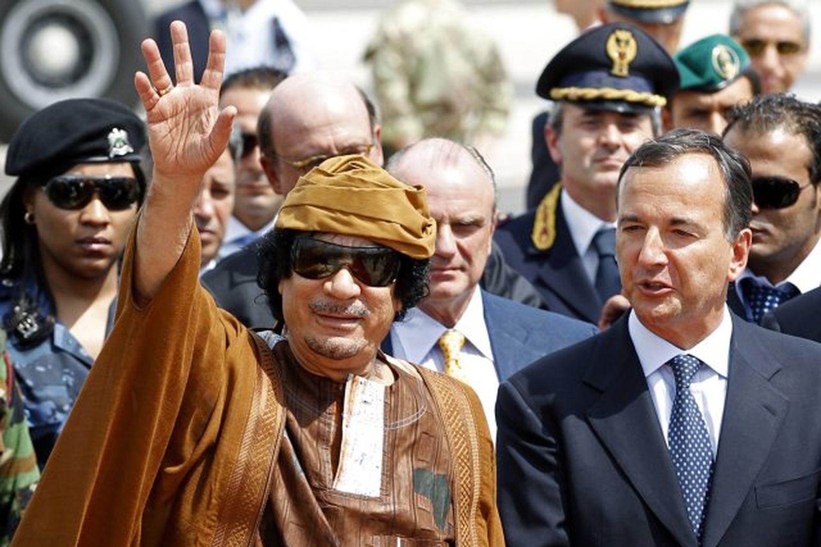 Gaddafi ásamt utanríkisráðherra Ítalíu Franco Frattini